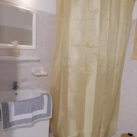 Paro's King Luxury A1 *